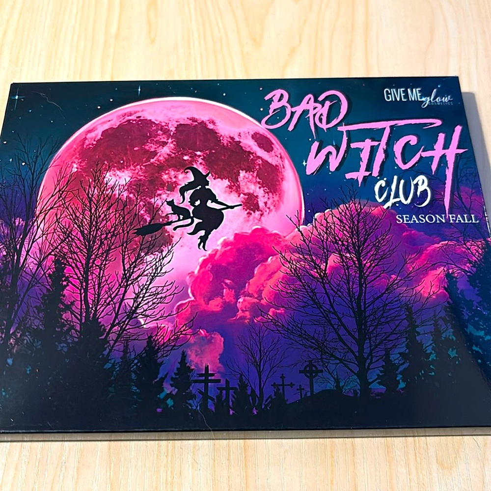 Bad Witch Club eyeshadow palette